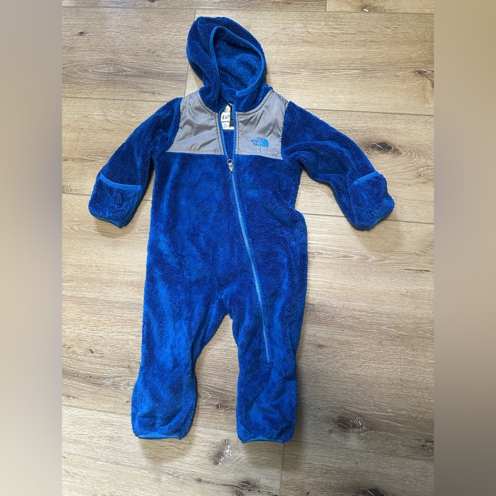 The North Face Blue Insulated Jacket with Waterproof Fabric